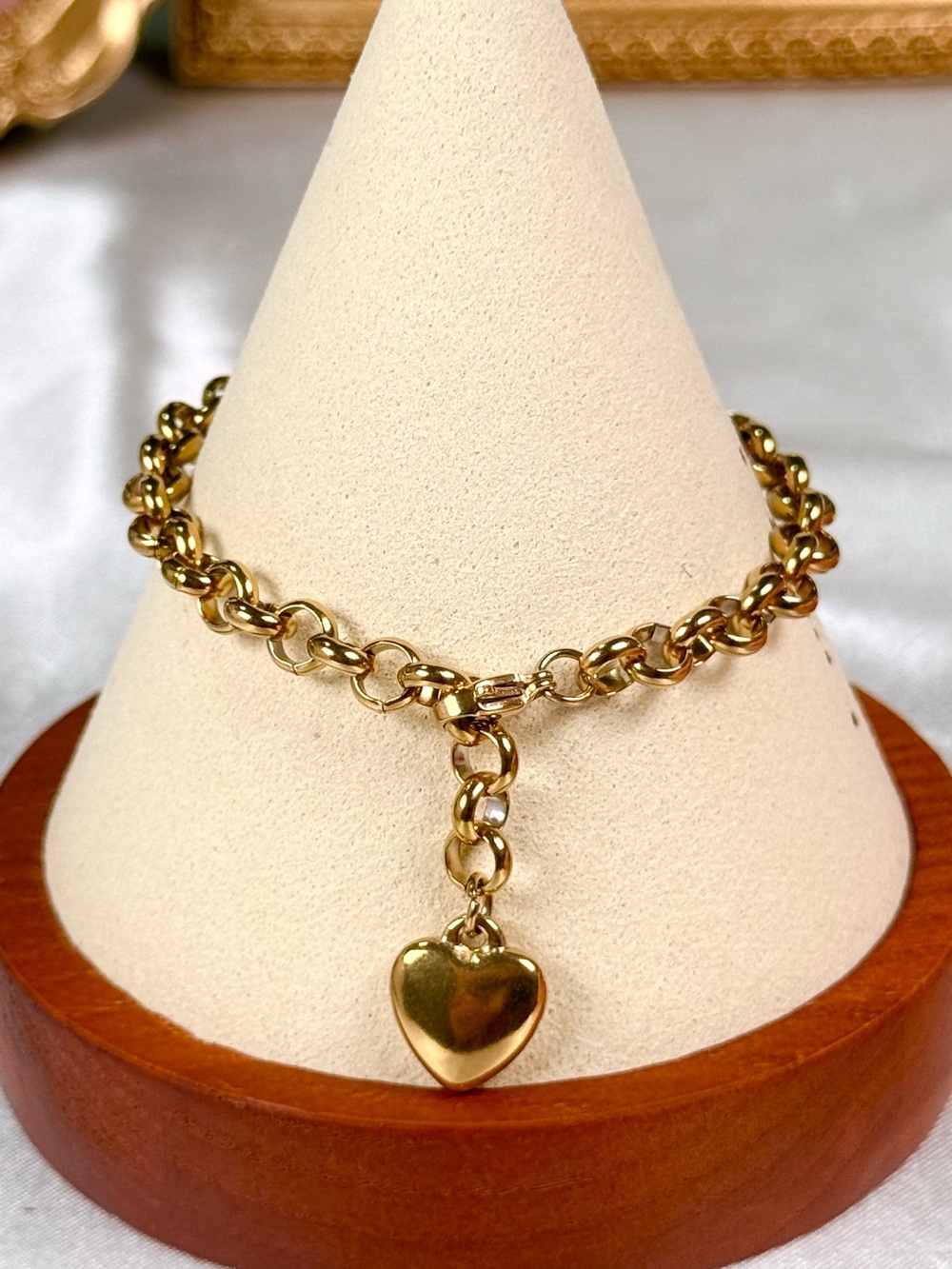 #183 18K Gold Plated Stainless Steel Heart-Shaped Bracelet